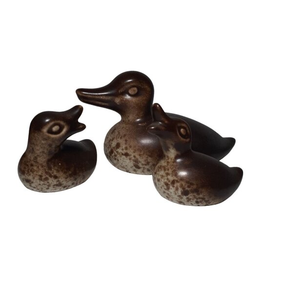 Howard Pierce Ducks Mama and Ducklings Brown Spotted 3 pc California Pottery - Picture 11 of 15
